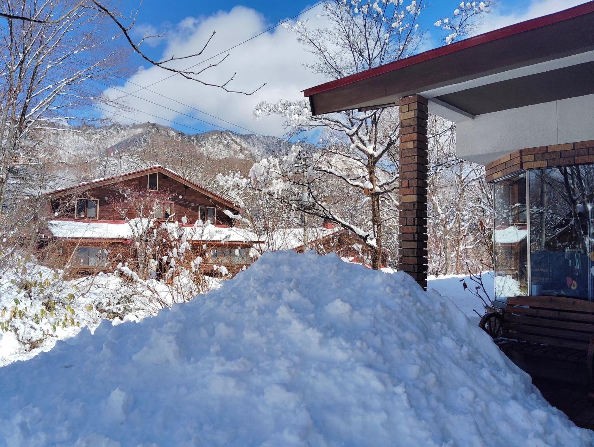 Snowfall Meteor 飛雪流星 Kaminoyama Exteriör bild